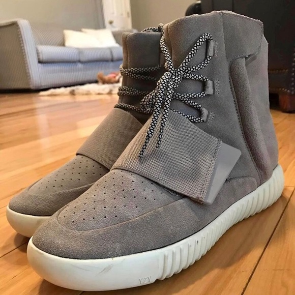 yeezy 750 karton